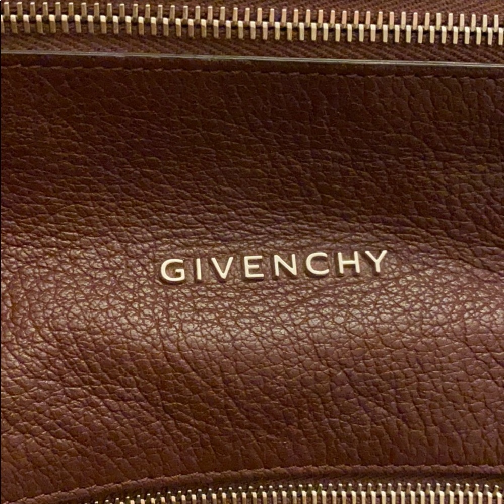 GIVENCHY
Mini Leather Pandora Bag - Picture 5 of 16
